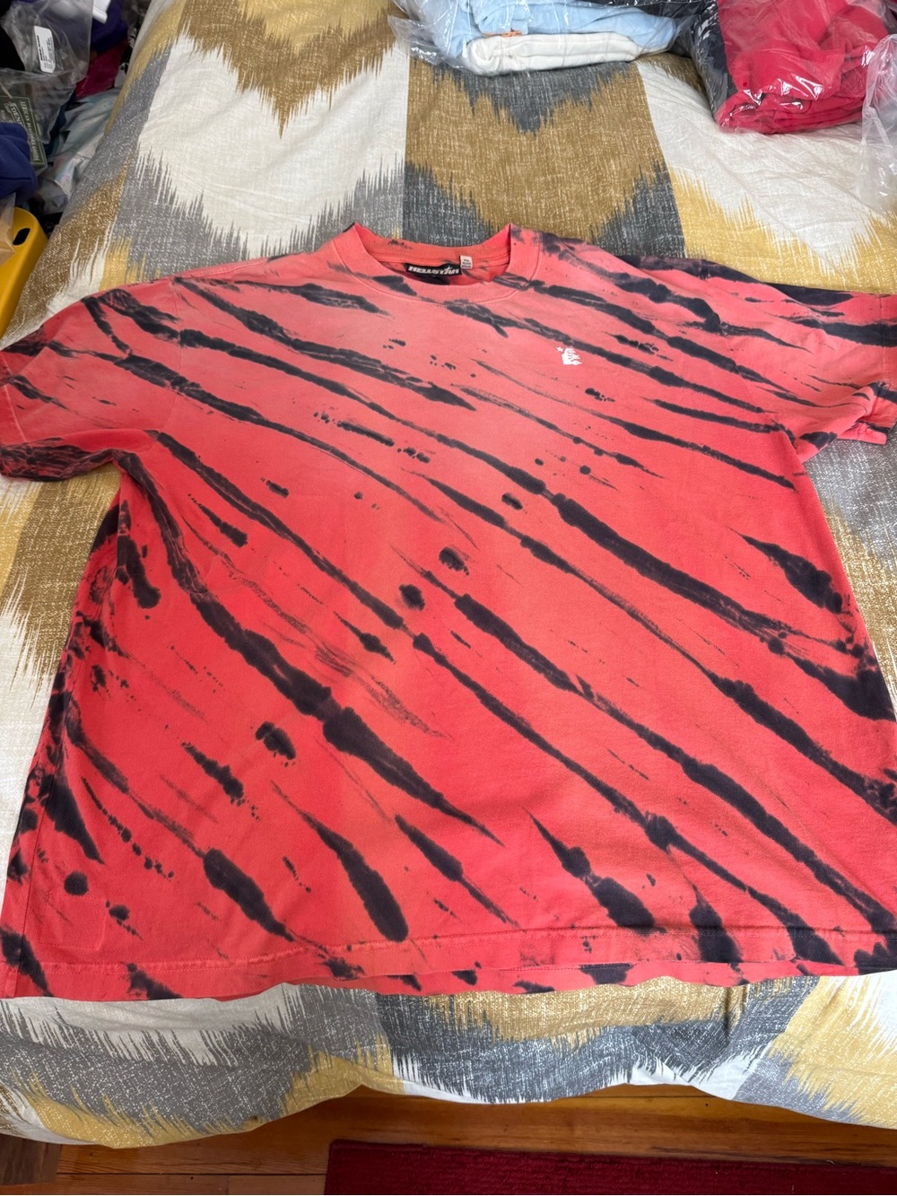 Hellstar Men's Red Tie-Dye Stripe Graphic Tee Size XL